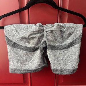 Pchee bum contour shorts